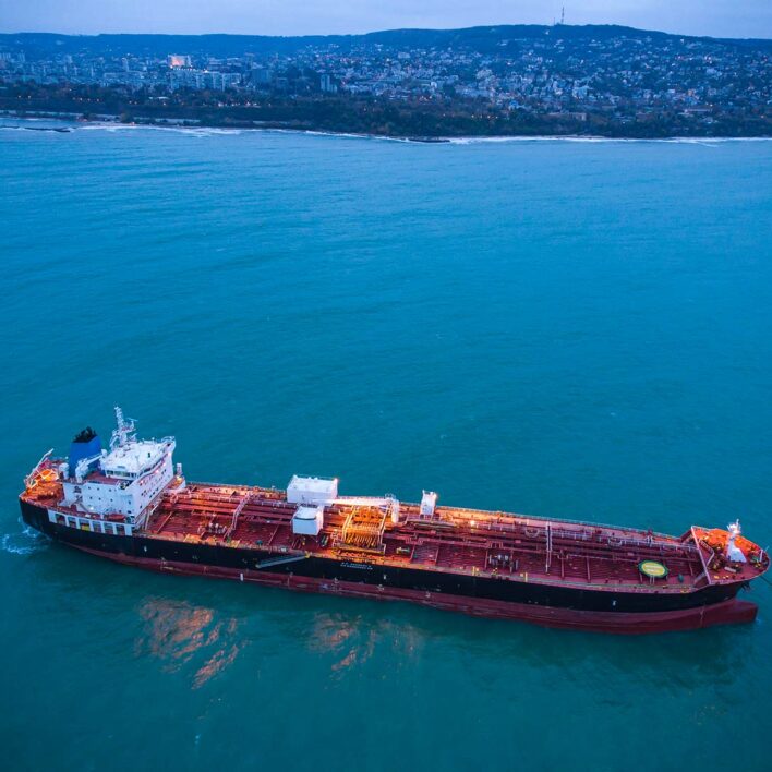 opt_aerial-view-oil-ship-tanker-carrier-oil-sea-sunrise